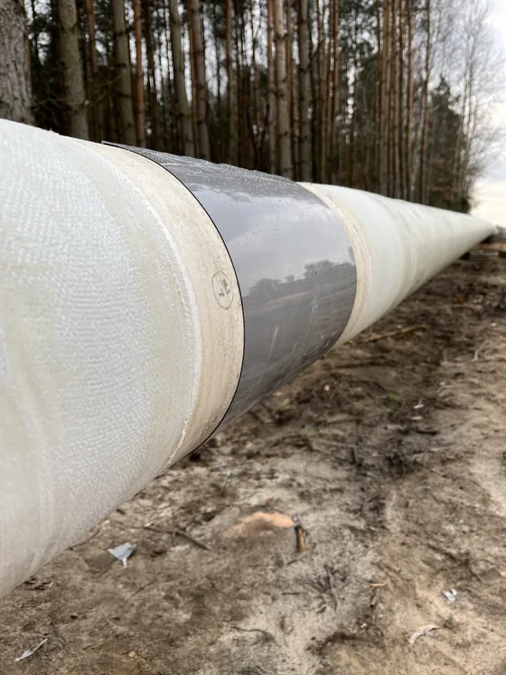 Zabezpieczenie rurociągu DN250 powłoką SFPC SOLIDE GRPU - realizacja dla PERN - zdjęcie 4